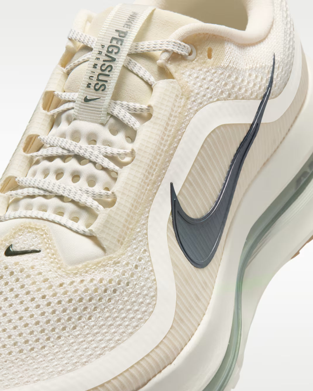 Nike Pegasus Premium
