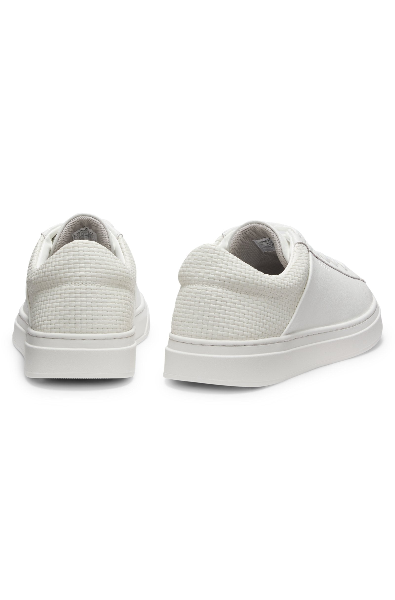 Low-top trainers with woven and grained effects