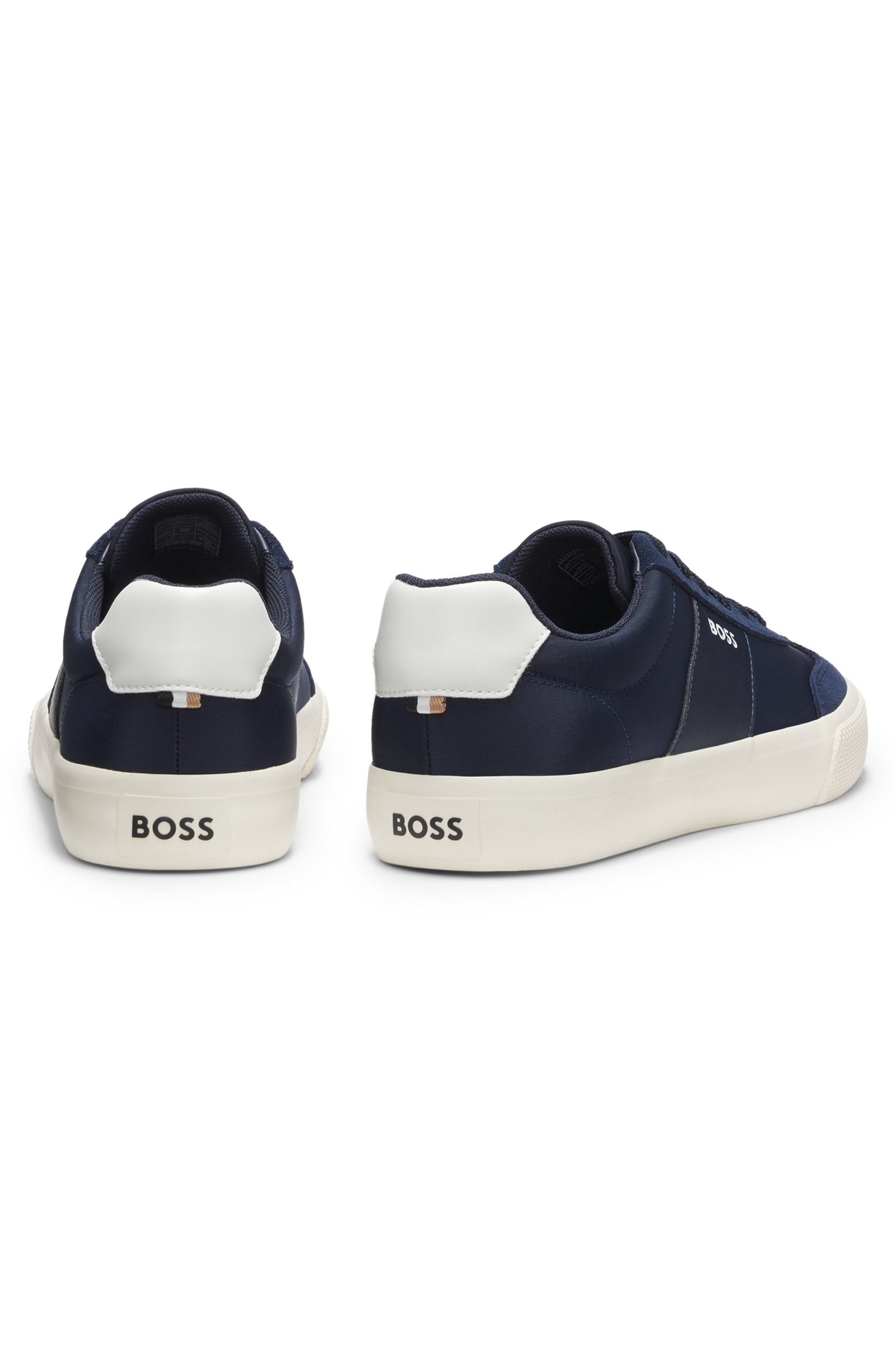 Low-top trainers with suede trims