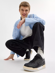 Soho Sneaker In Signature Canvas