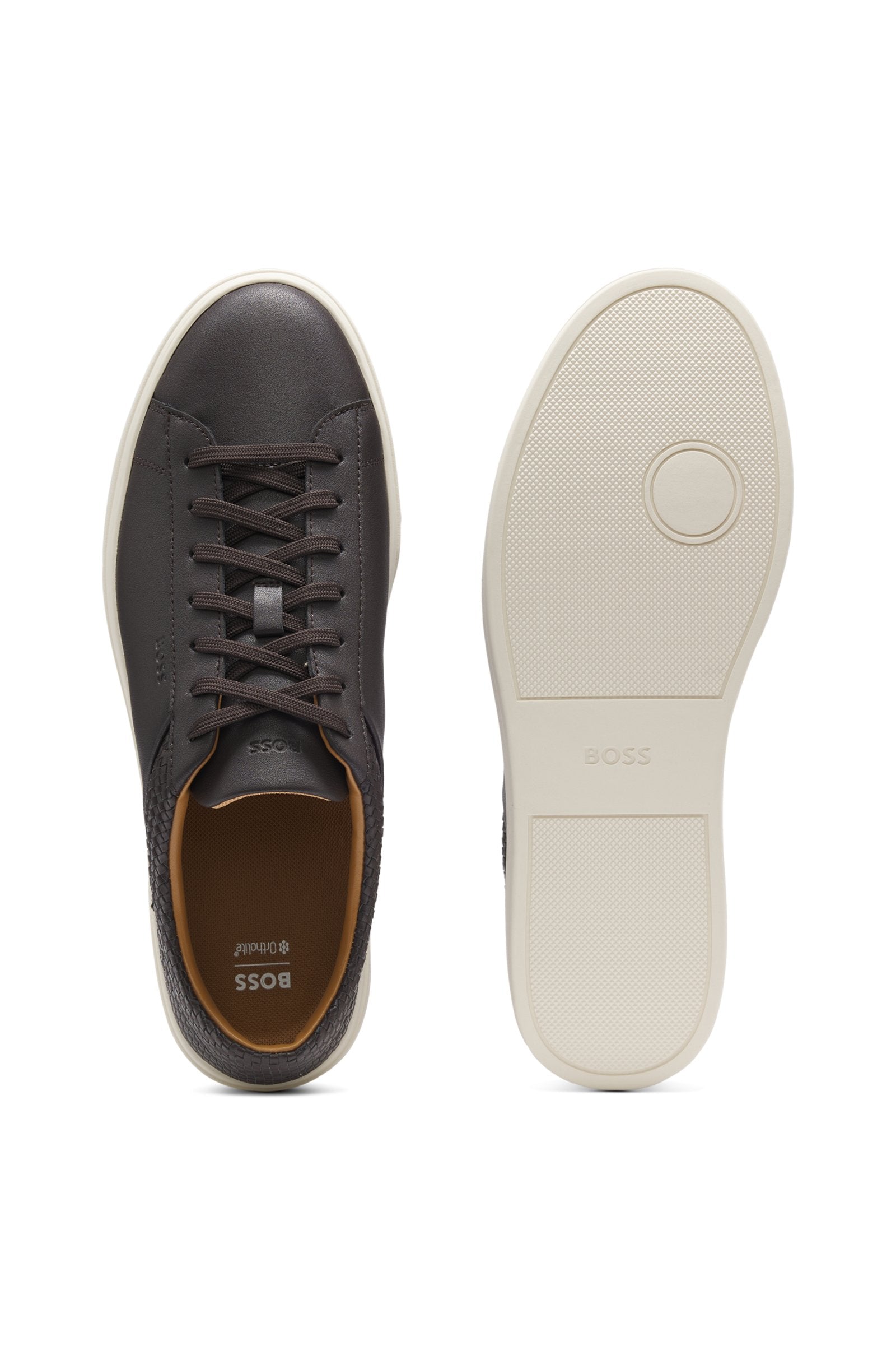 Low-top trainers with woven and grained effects