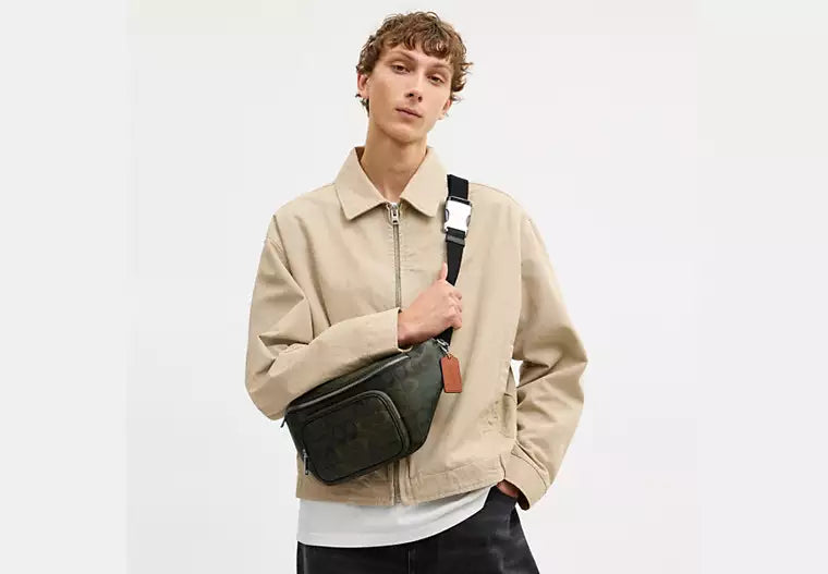 Travis Belt Bag 35 In Signature Camo Print