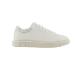 Sneakers with detail on the back