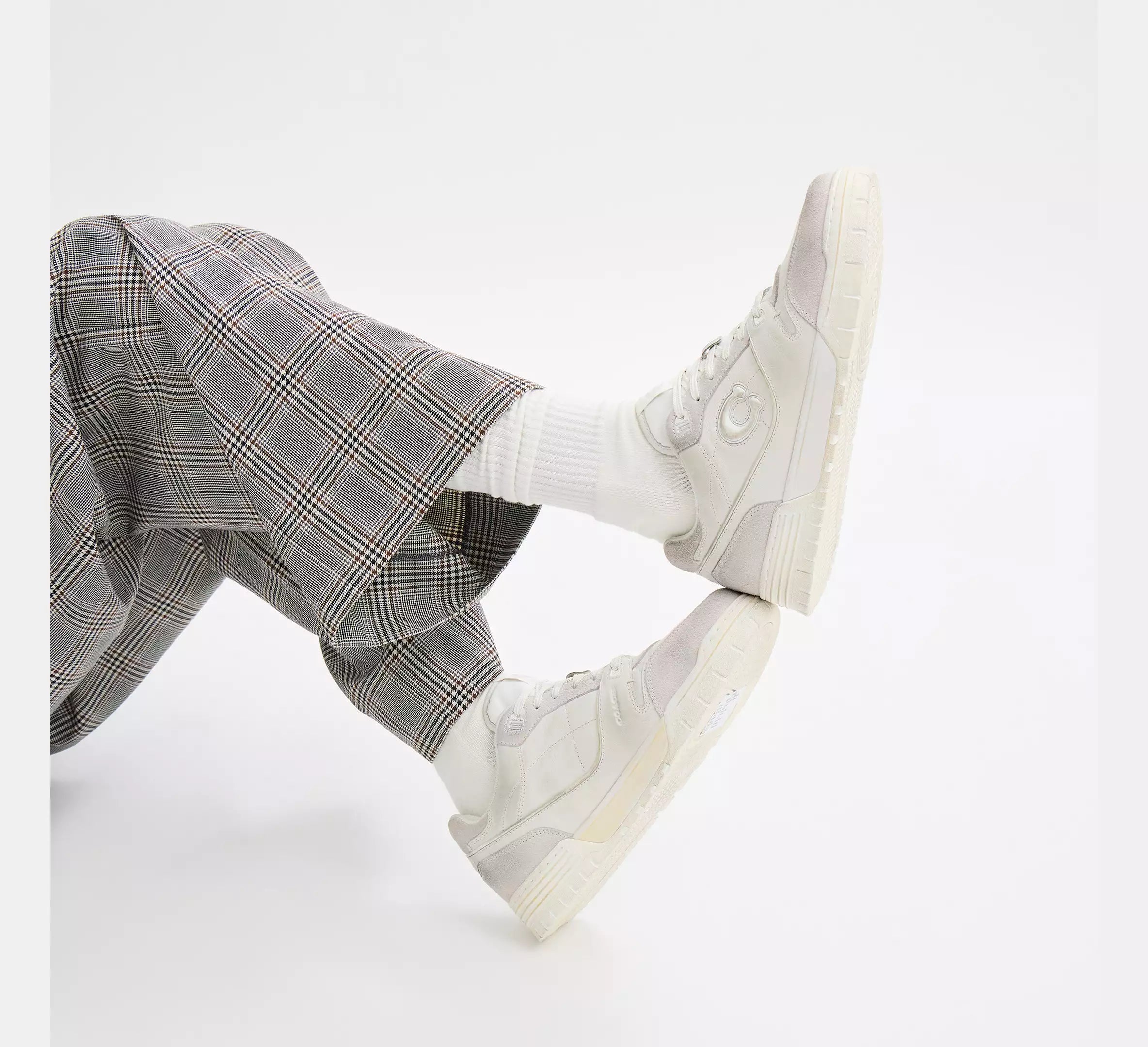 Soho Sneaker In Distressed Leather