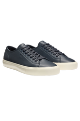 Low-top trainers in grained faux leather