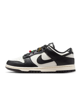 Nike Dunk Low SE