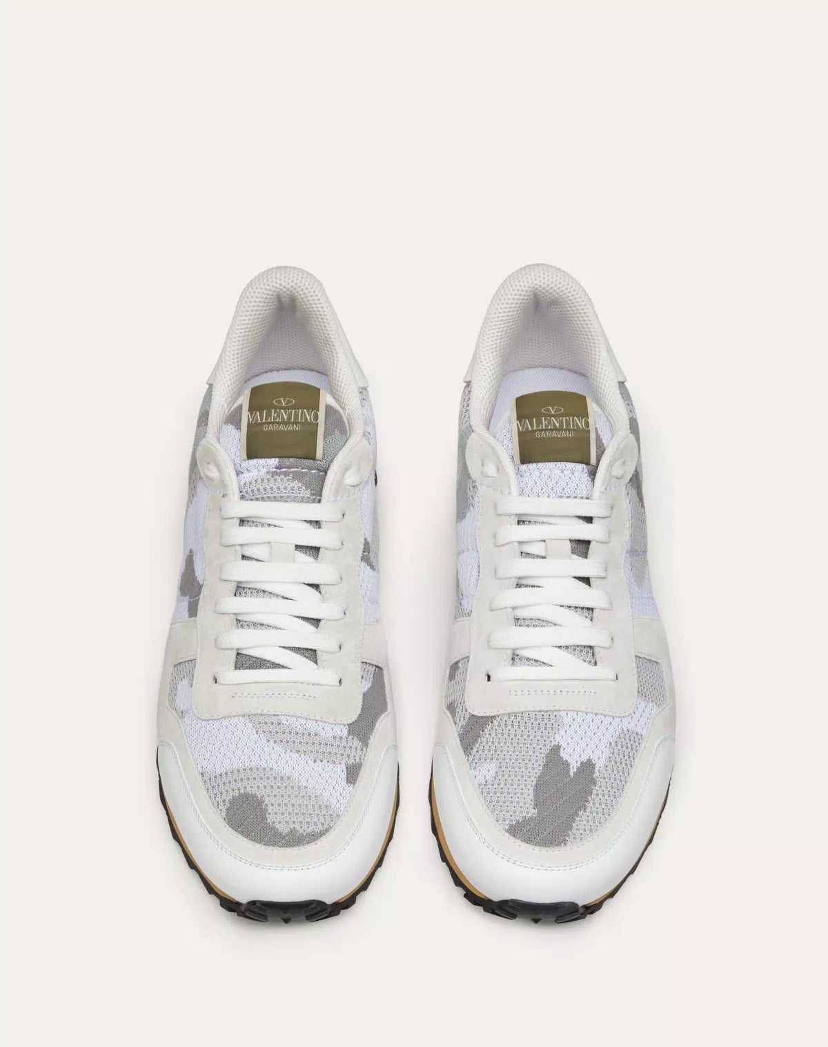 Mesh fabric camouflage rockrunner sneaker