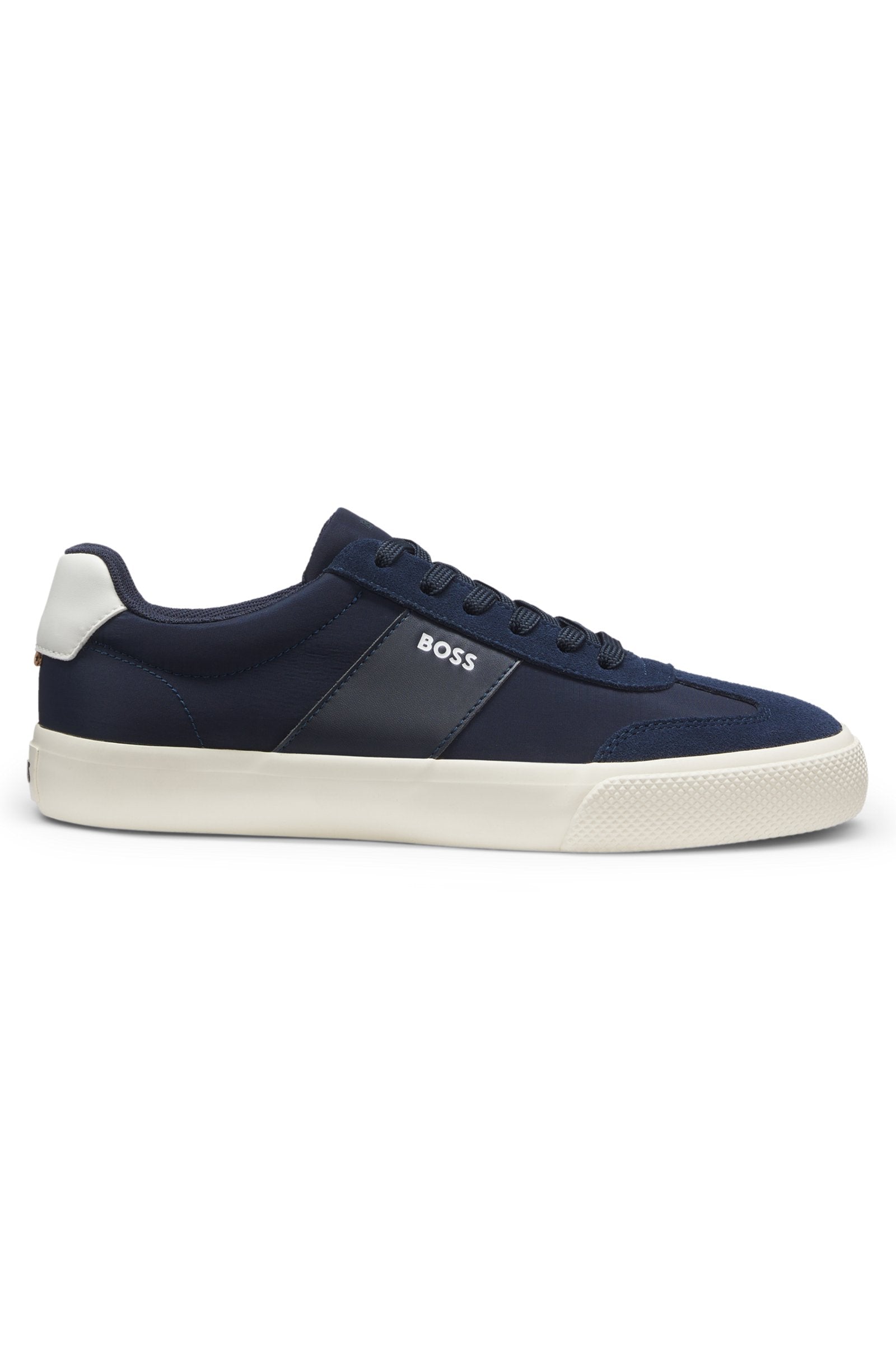 Low-top trainers with suede trims