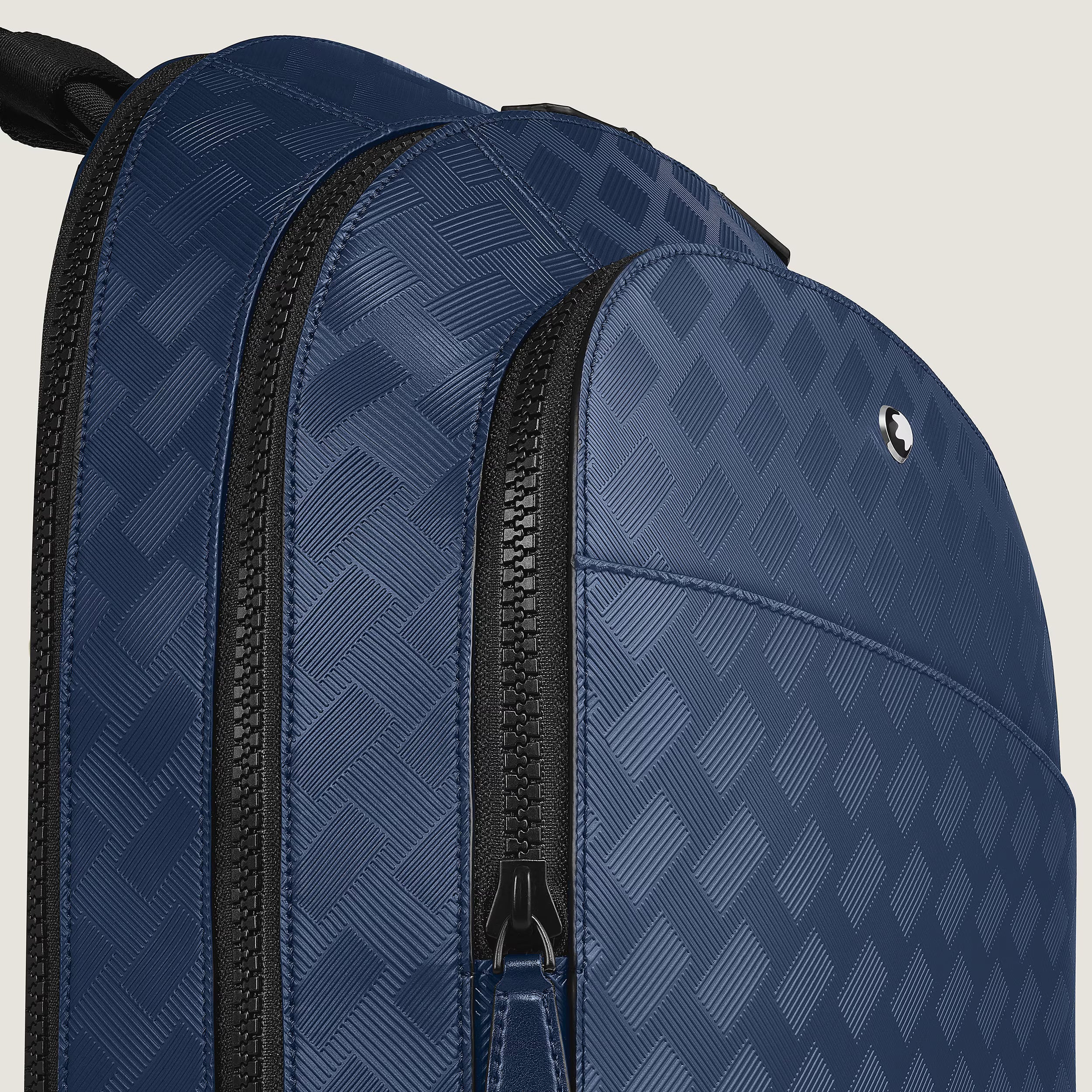 Large Backpack with 3 Compartments in Extreme Leather