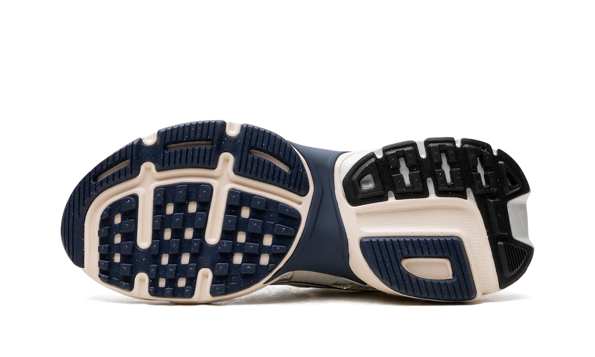 Nike V2K Run