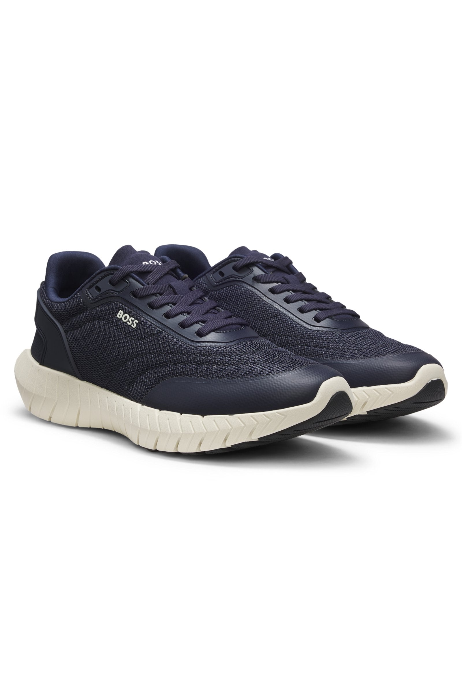 Running sneakers with leather trims