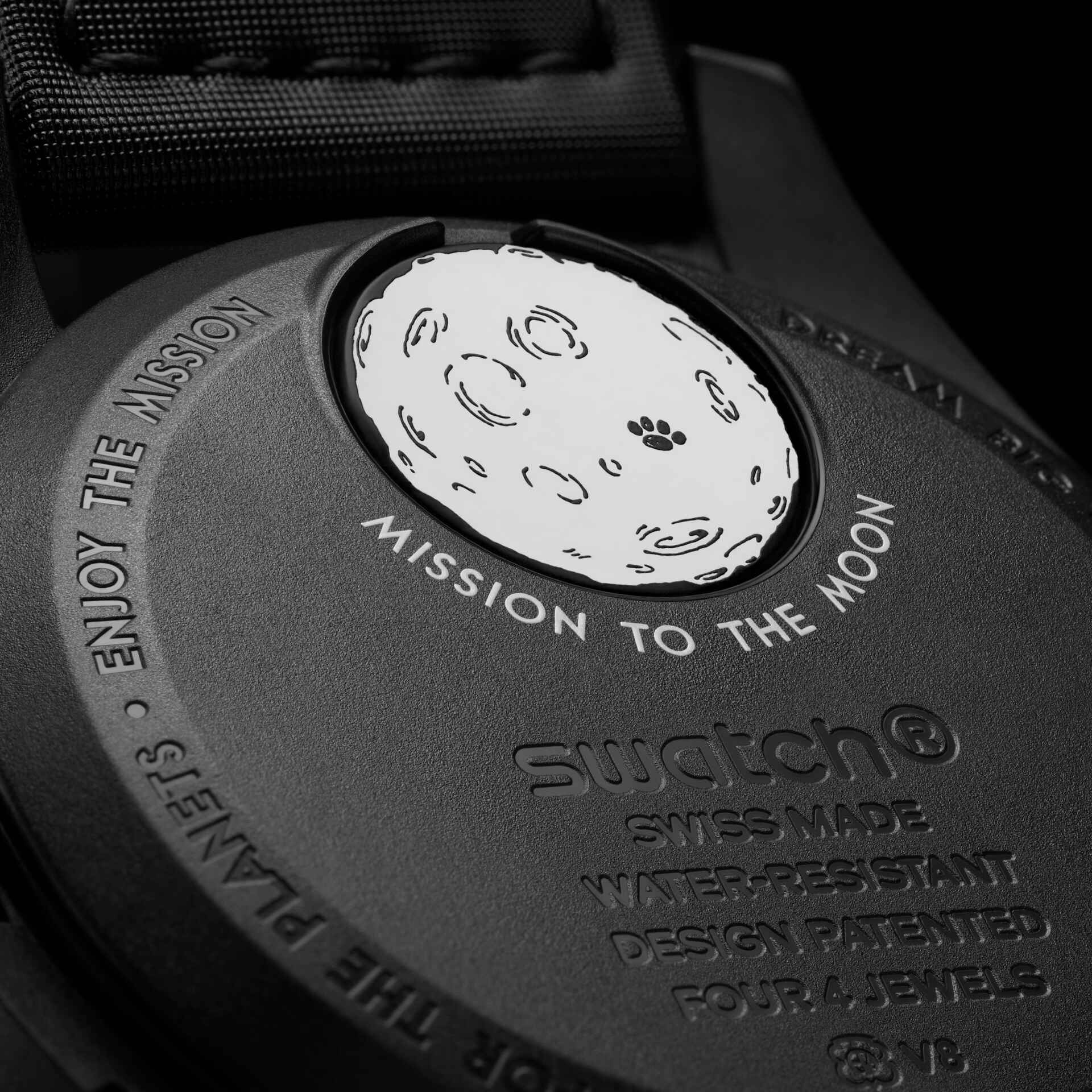 MISSION TO THE MOONPHASE NEW MOON