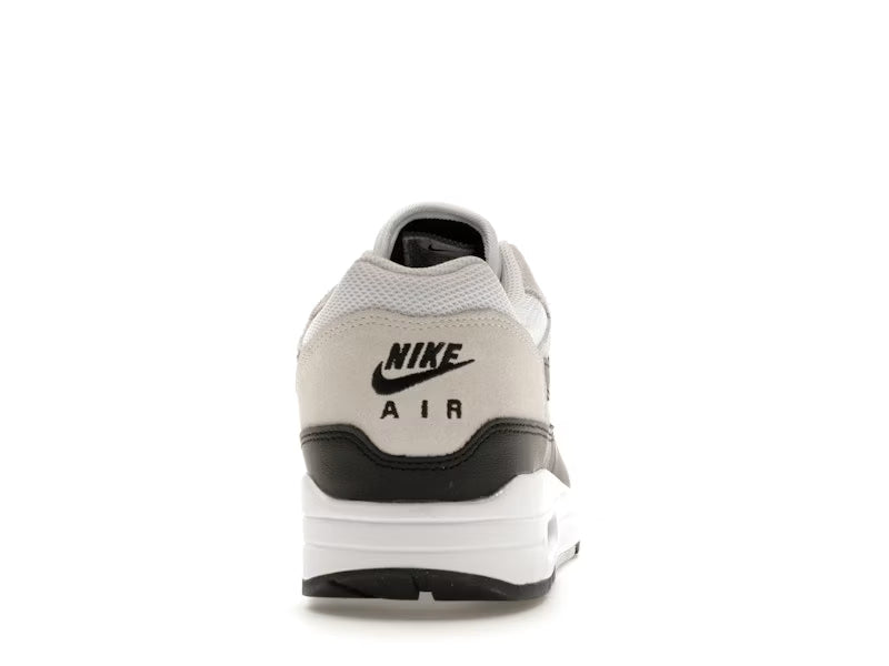 Nike Air Max 1 Essential