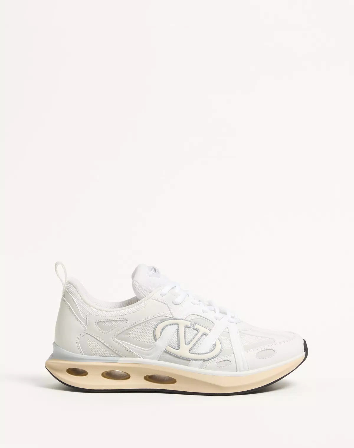 Vlogo easyjog low-top sneaker in calfskin and fabric