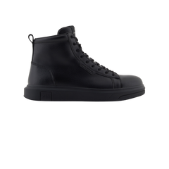 High sneakers with platform sole