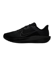 Nike Quest 6
