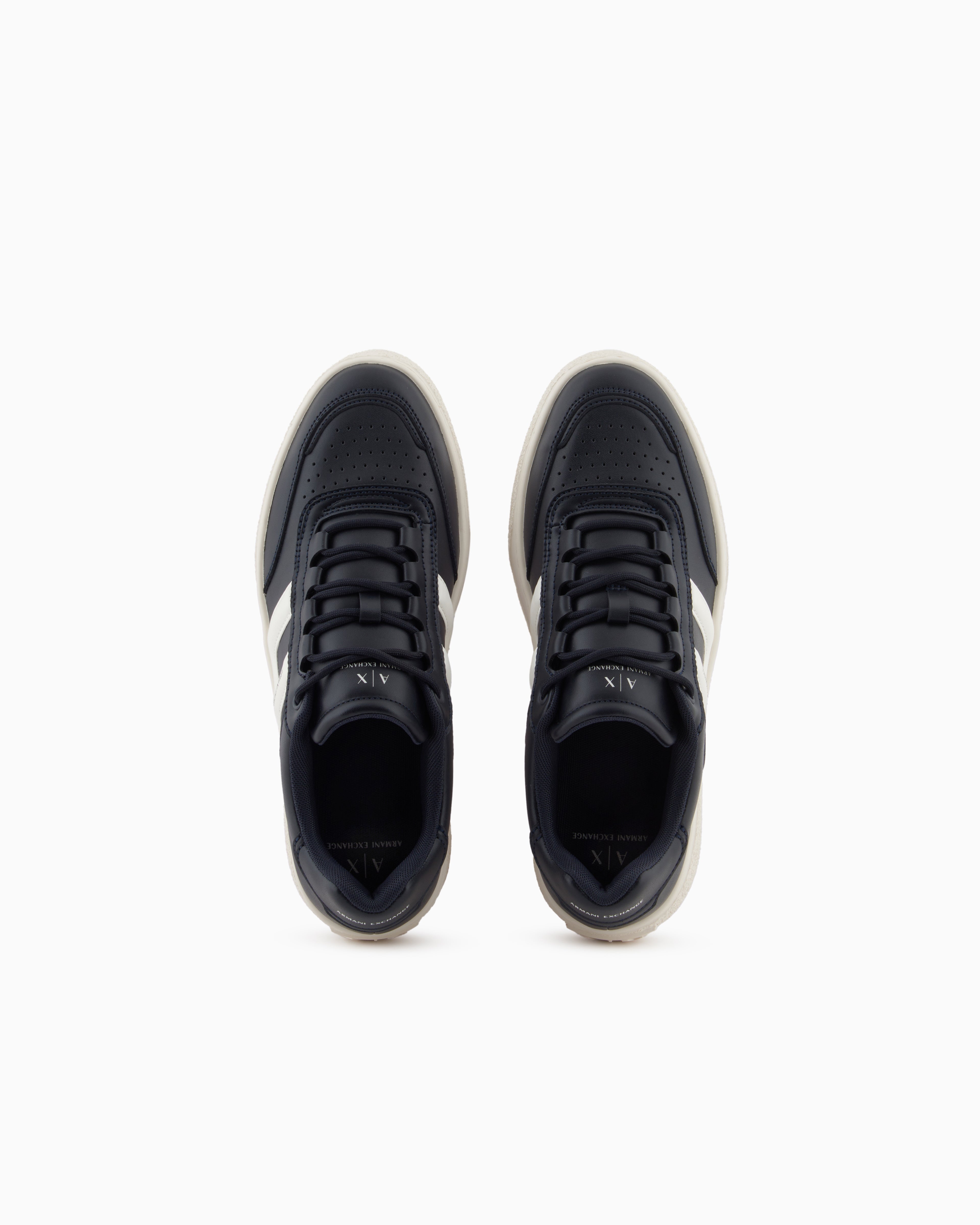 Sneakers with side detail (Navy)