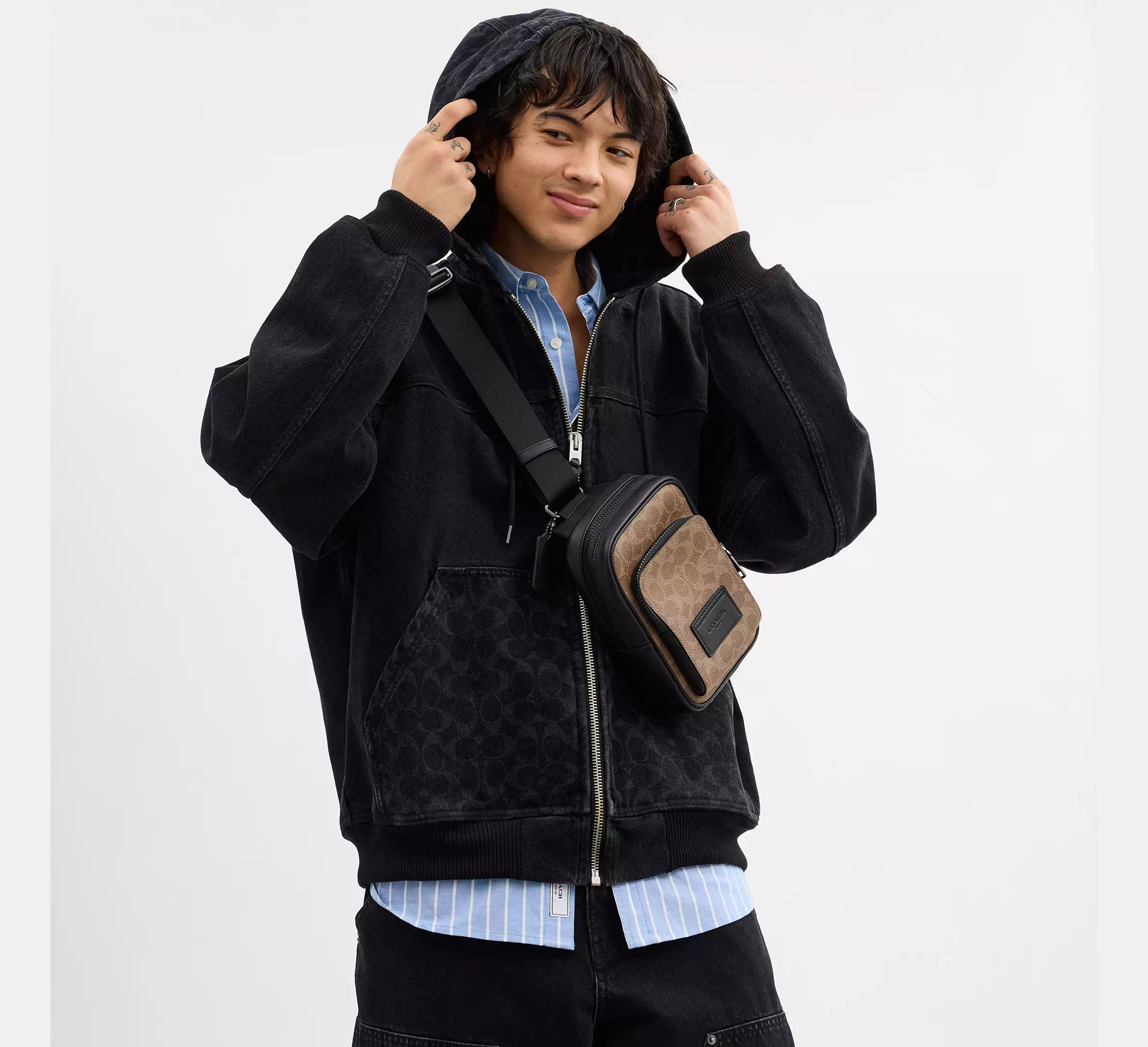 Racer Sling Pack In Signature Canvas