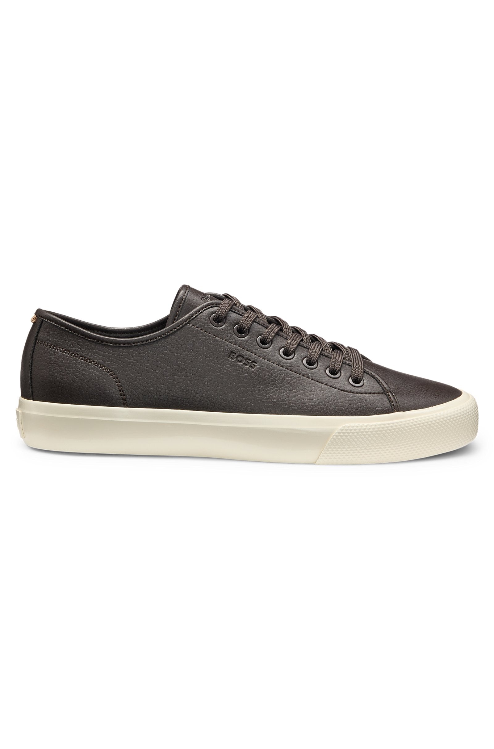 Low-top trainers in grained faux leather