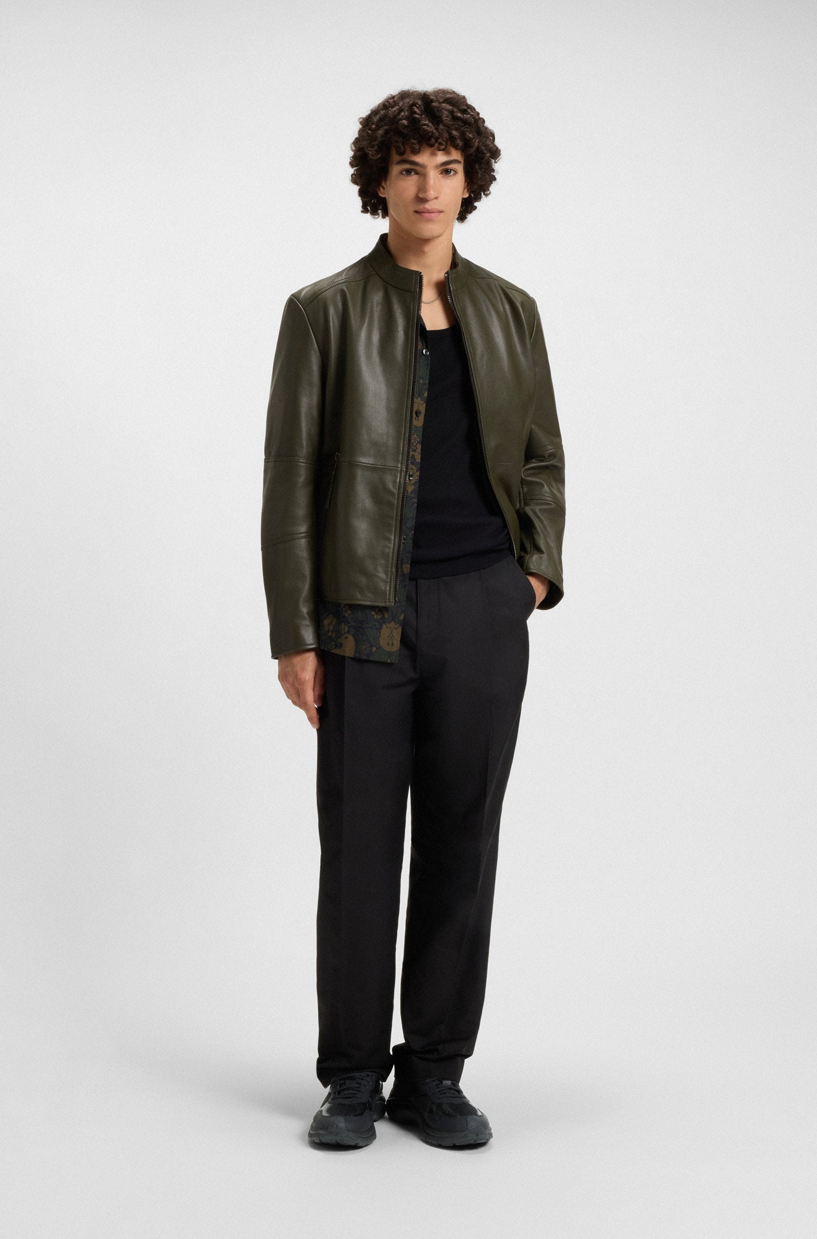 Trainers with mesh and faux leather