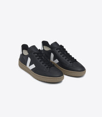 V-12 LEATHER BLACK DUNE
