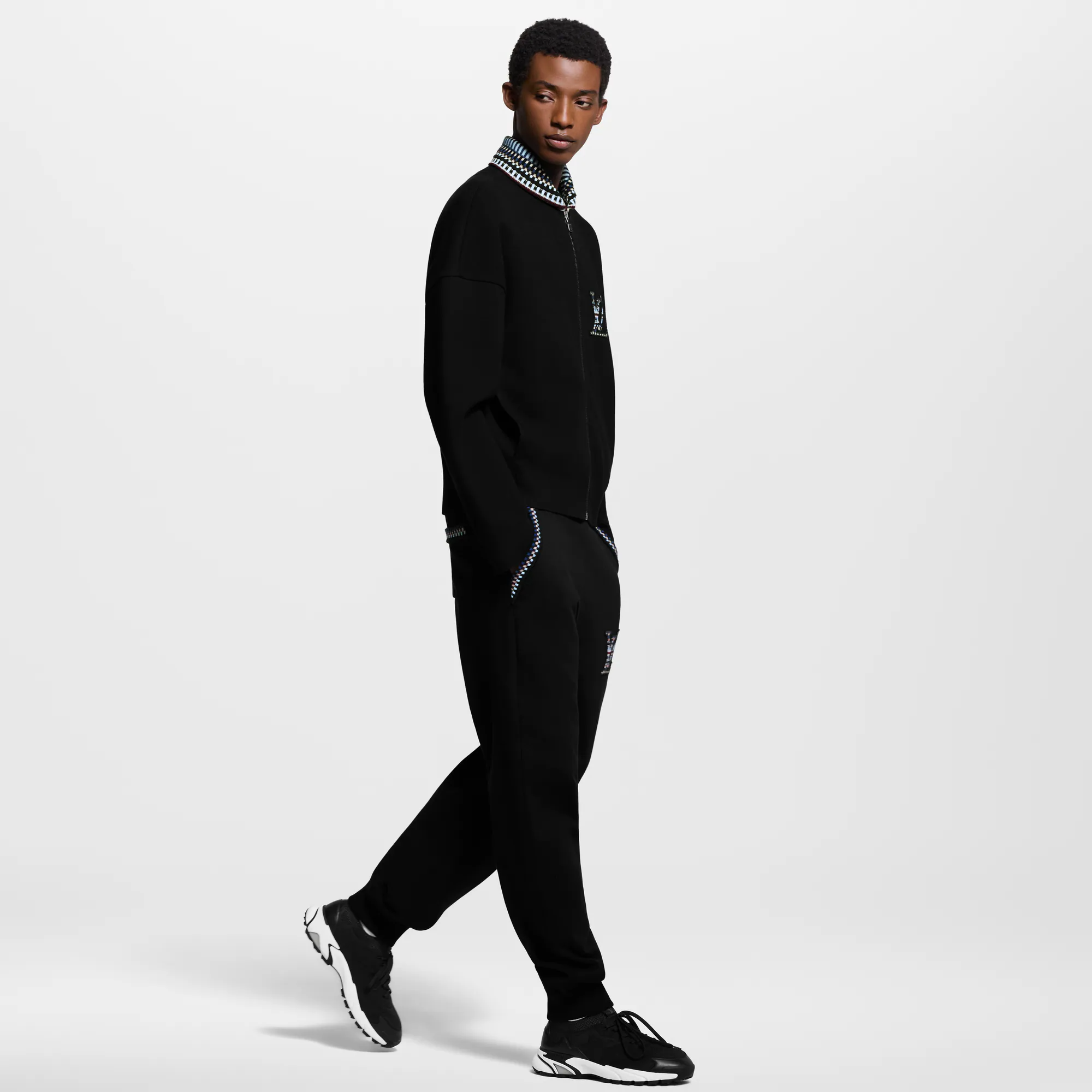LV Runner Tatic Sneaker
